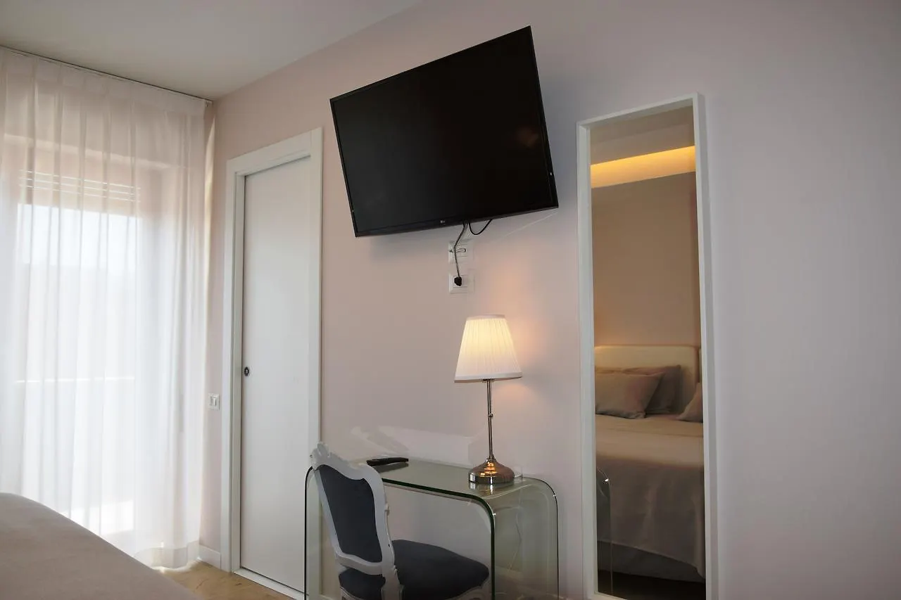 B&B Attico 33 Palermo 3*,  Italia